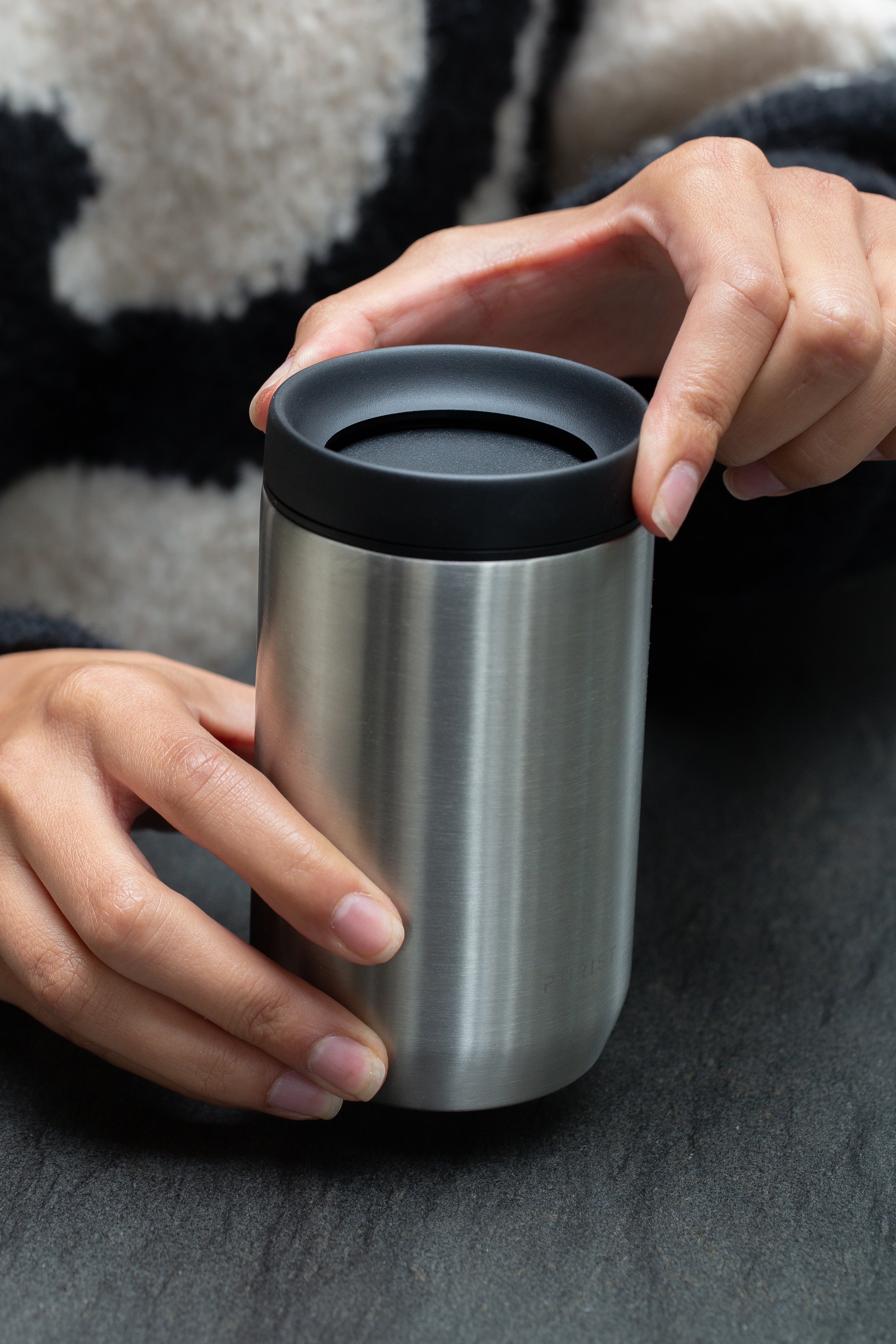 Photo of person opening the Scope Lid on Purist glass-lined 10oz Maker in Bare.