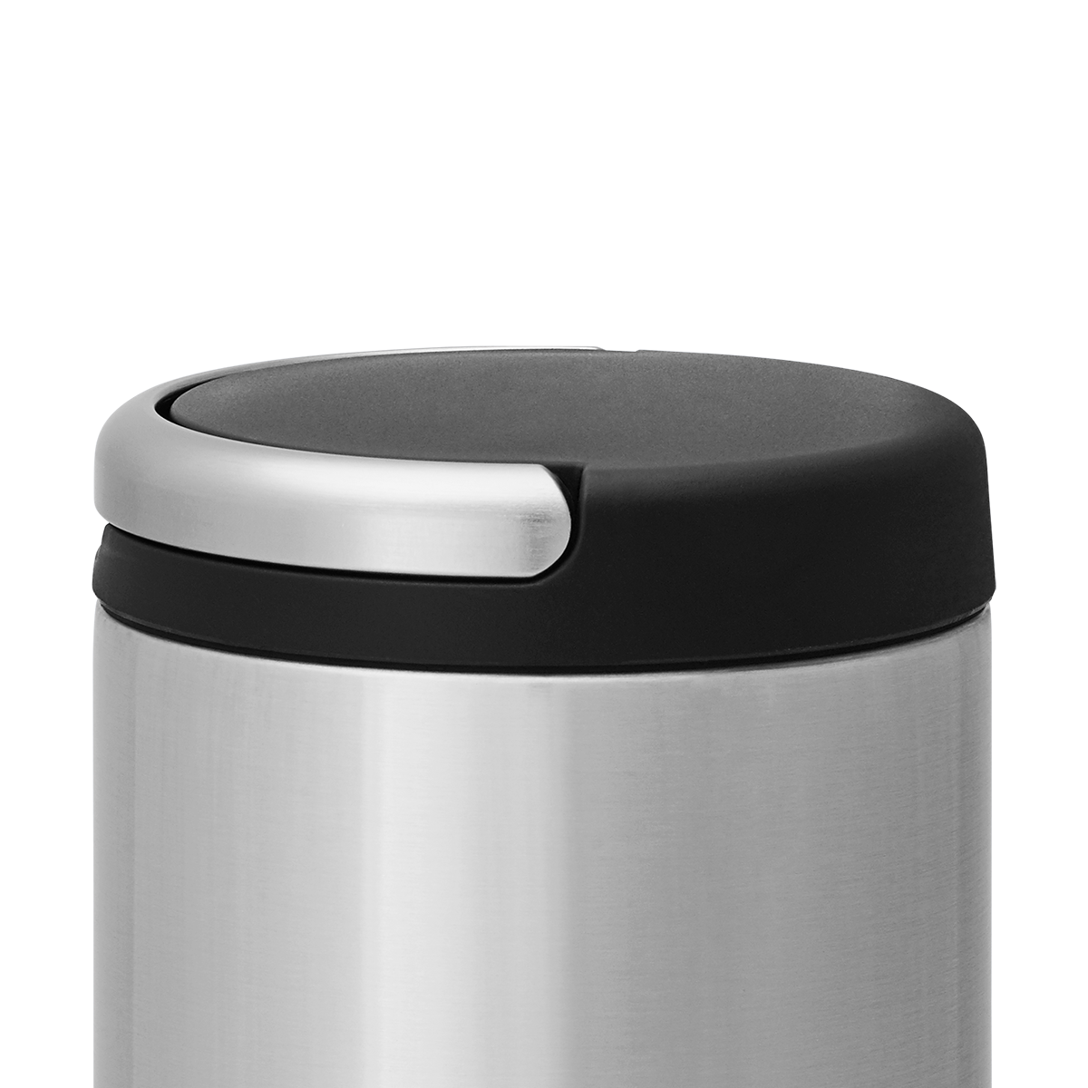 Twist style lid that is fully insulated with carrying handle.
